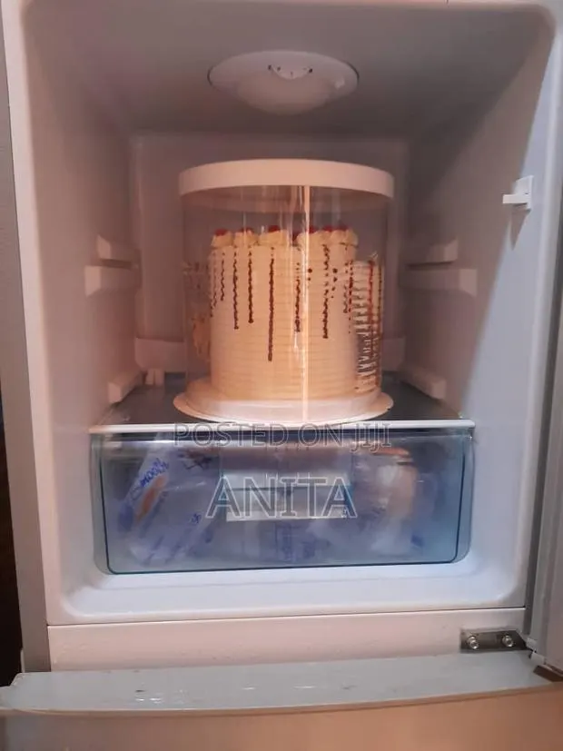 Vanilla Cake · Photo 1