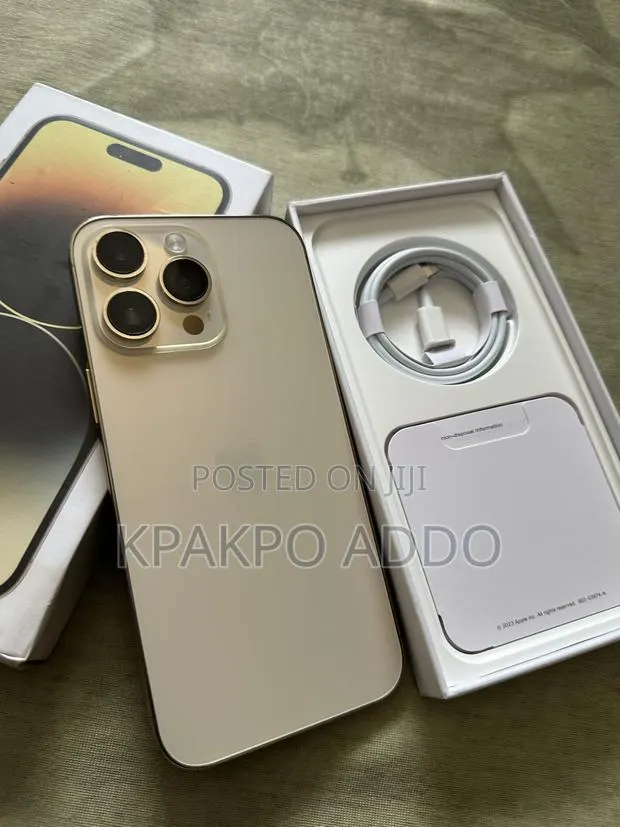Apple iPhone 14 Pro Max 128 GB Gold · Photo 1