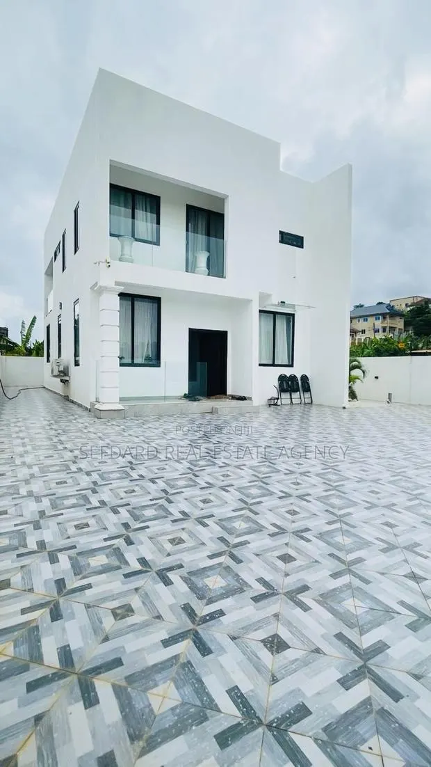 3bdrm Duplex in Sefdard Properties, Pokuase for sale · Photo 1