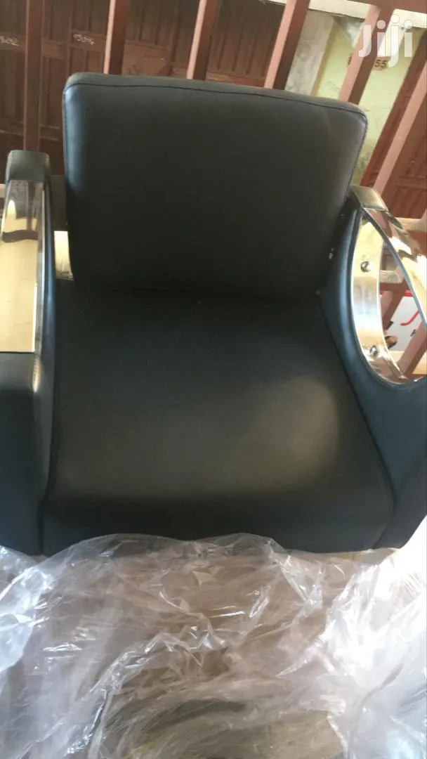 Barbering Chairs · Photo 1