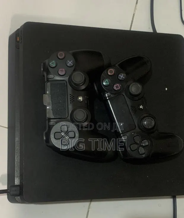 Ps4 Slim 7+ Games Read Description · Photo 1