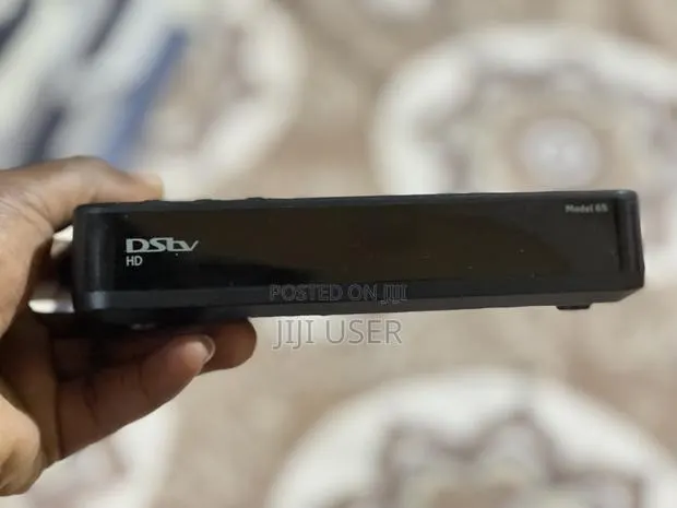 DSTV Hd Decoder (Nigeria) · Photo 1