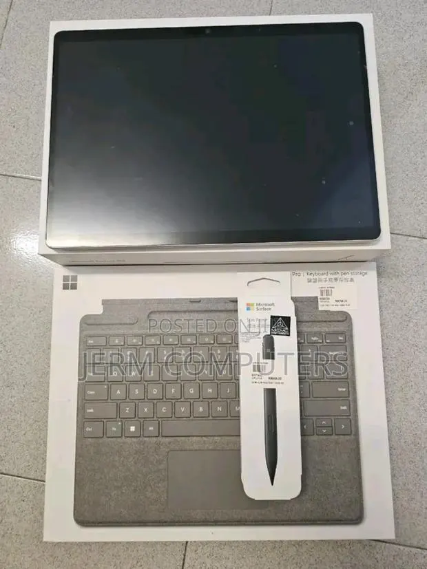 New Microsoft Surface Pro 512 GB Gray · Photo 1