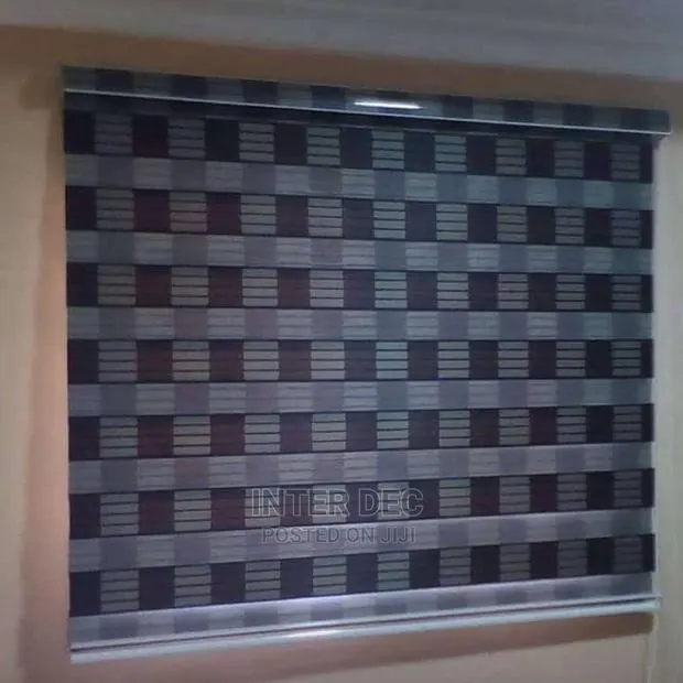 Adorable Blinds Curtains for Office and Home · Photo 1