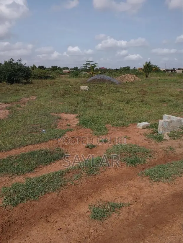 About 4 Acres at Already Developed Area Agyemaado/Afienya for Hot Sale · Photo 1
