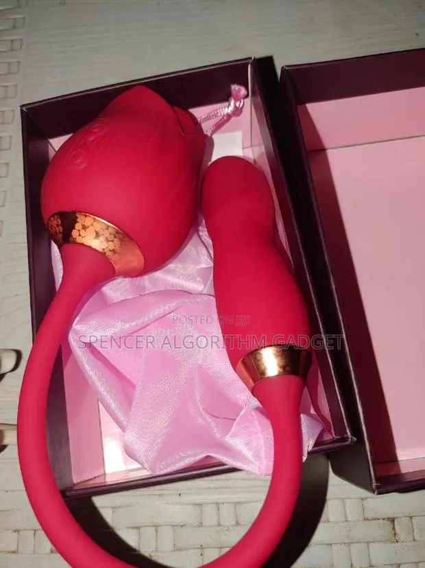 Sucking Nipple Clit Vagina Dildo Vibrator · Photo 1