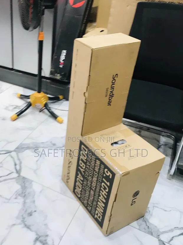 Authentic Lg S65t Bluetooth 600w 5.1ch Soundbar · Photo 1