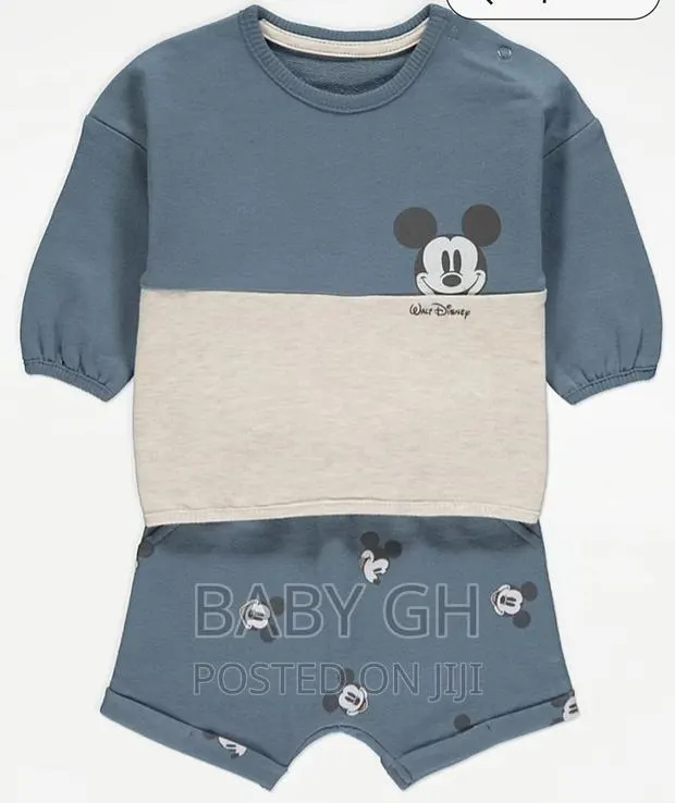 Disney Mickey Mouse Blue Sweatshirt and Shorts Outfit · Photo 1