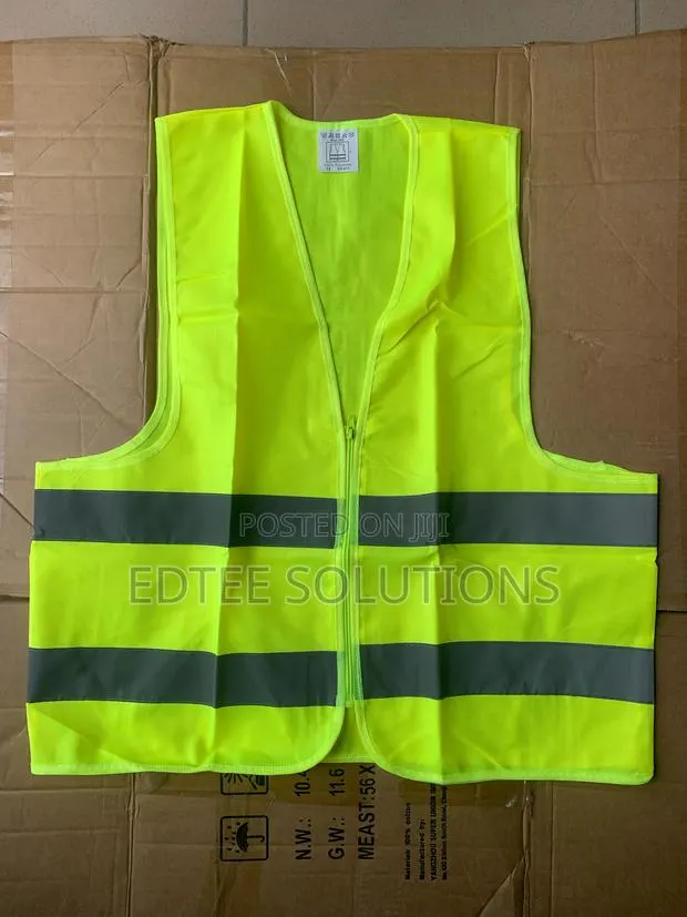 High-Quality Reflector Jacket Lime · Photo 1