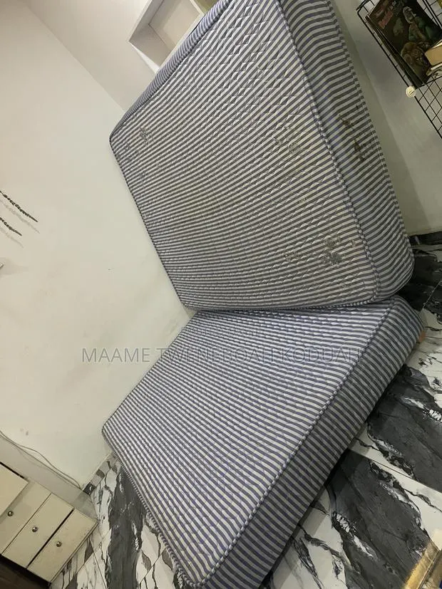 Matching Divan Bed Base Bouncy Mattress Set · Photo 1