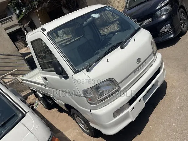Daihatsu Hijet · Photo 1