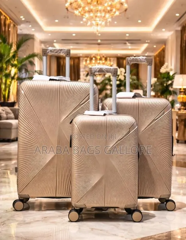 3sets Anti Crack Unbreakable Travel or Marriage Suitcases. · Photo 1