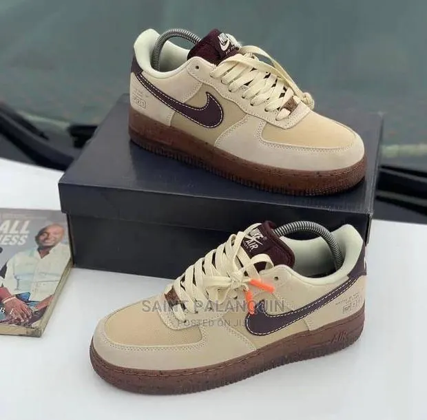 Nike Air Force Av · Photo 1