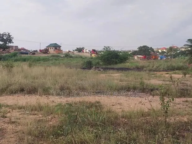 Land for Stadium, Estate, School, Etc · Photo 1