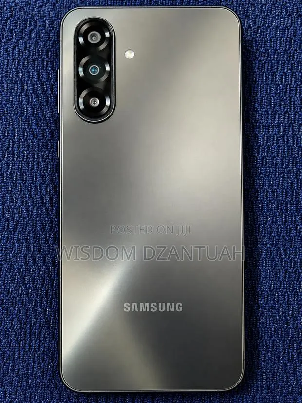 Samsung Galaxy A17 256 GB Black · Photo 1