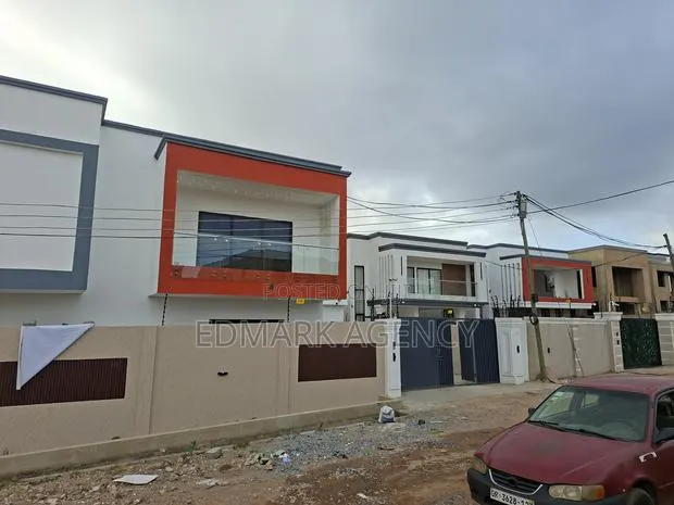 4bdrm House in Kwabenya Acp for sale · Photo 1