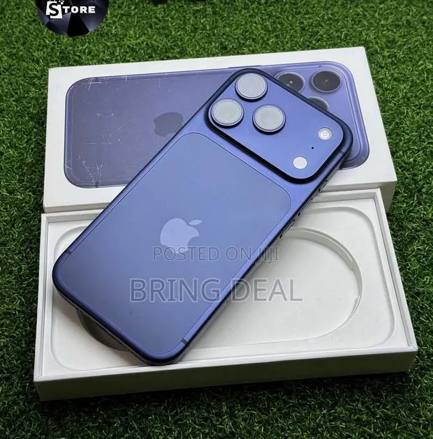 Apple iPhone 17 Pro 512 GB Blue · Photo 1