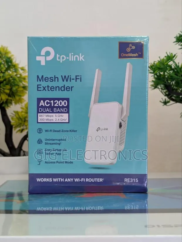 TP-Link RE315 AC1200 Dual-Band Wireless Mesh Wi-Fi Range Extender · Photo 1