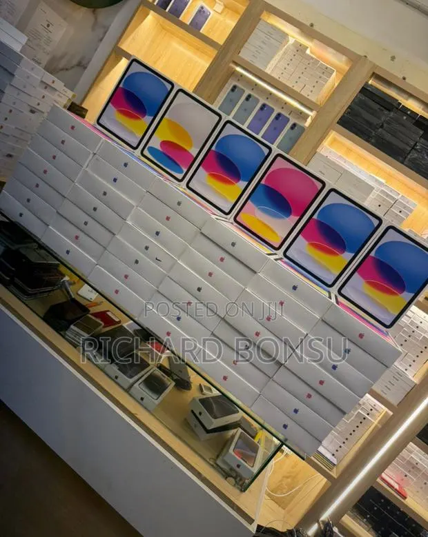 New Apple iPad (2025) 128 GB White · Photo 1