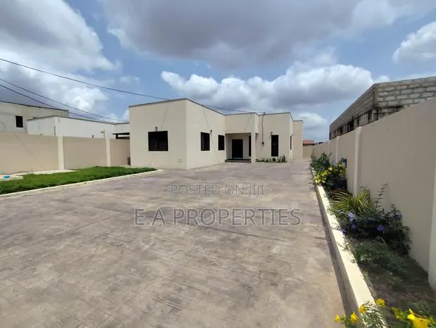 3bdrm House in Ea Properties, Lake Side Estate for sale · Photo 1