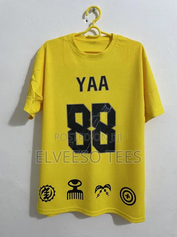 Jerseys and T-Shirts Customization · Photo 1
