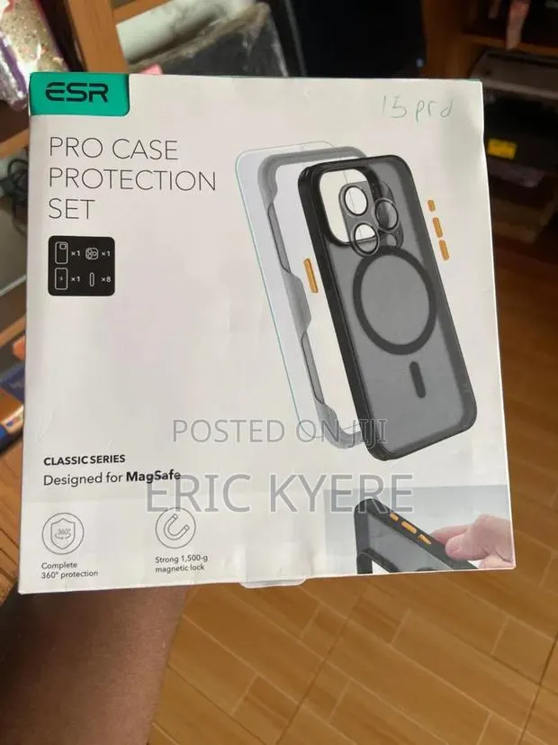 Apple iPhone 15 Pro Case Protection Set · Photo 1