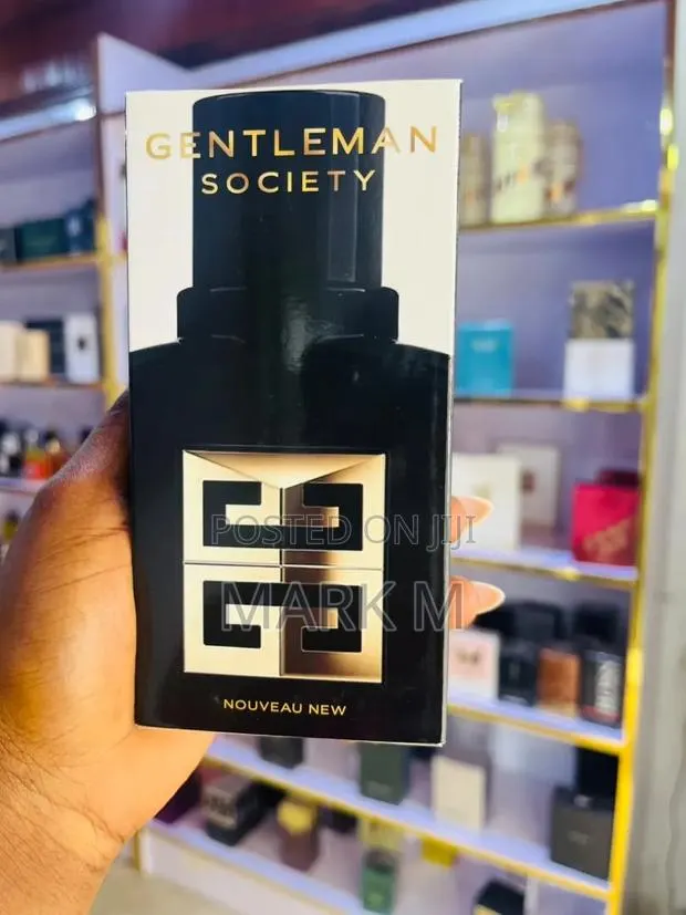 Givenchy Society · Photo 1