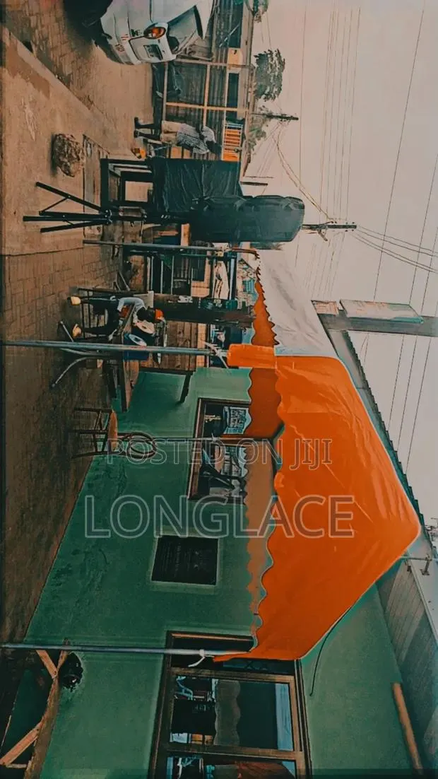 Local Canopy · Photo 1