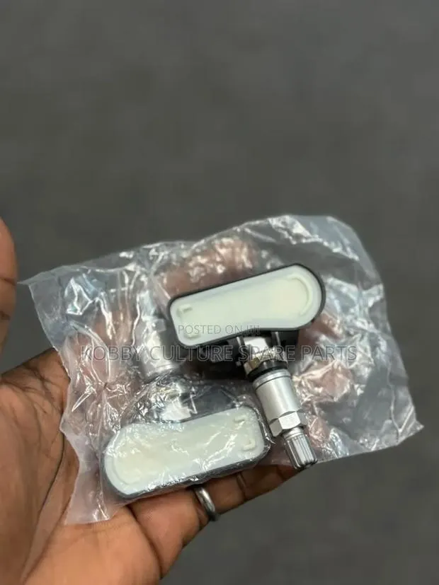 Original Mercedes-Benz Tyre Pressure Sensor Available for All Cars · Photo 1