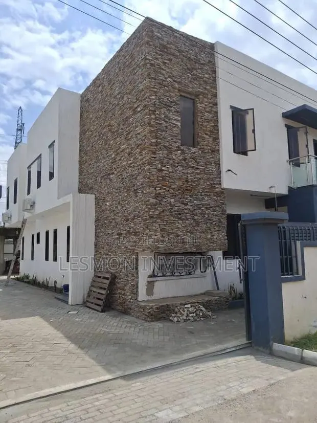 1bdrm Apartment in Lesmon Investment, Ability for rent · Photo 1