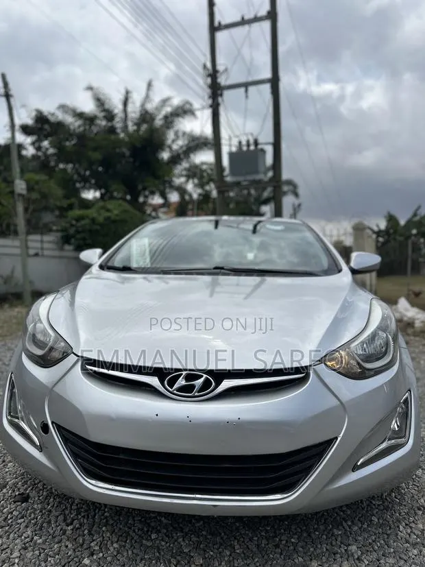 Hyundai Elantra Limited 4dr Sedan (1.8L 4cyl 6A) 2015 Gray · Photo 1