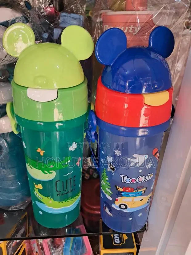 Kids Water Bottles · Photo 1