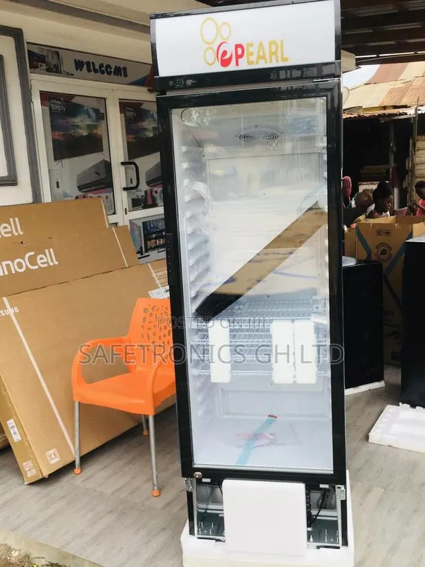 Singledoor Pearl PVC-424 Display Defrost Fridge · Photo 1