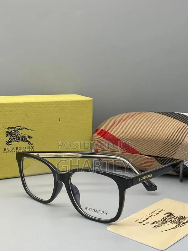 Burberry Unisex Quality Sunglasses · Photo 1