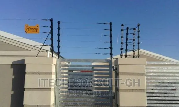Security Fence Installation and Servicing · Photo 1