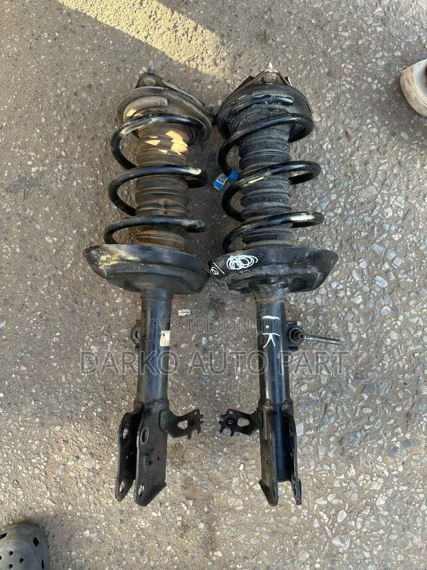 Toyota Highlighted 2021-2025 Front Shocks Home Use Available · Photo 1