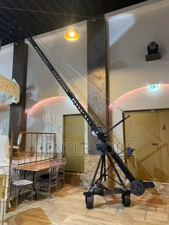 Camera Jib Crane ONLY for RENT · Photo 1