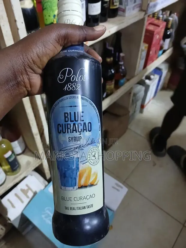 Polot 1882 Blue Curacao Syrup 750ml · Photo 1