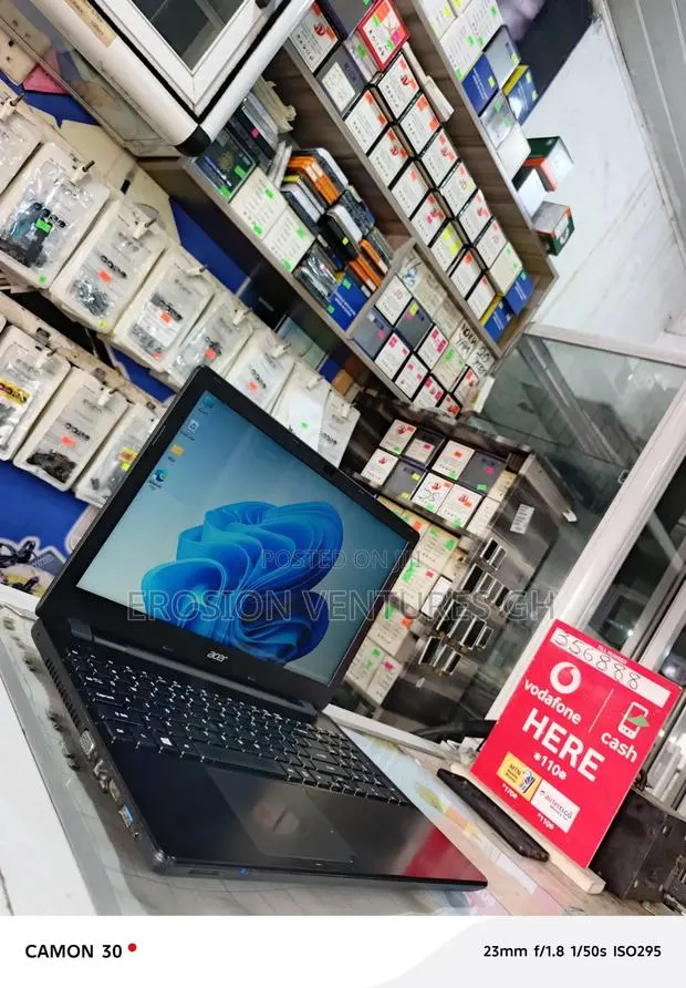 Laptop Acer 4GB Intel Core i3 HDD 500GB · Photo 1