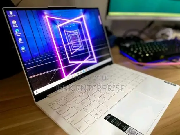 New Laptop Lenovo IdeaPad 5 Slim 13th Gen i7 16GB Intel Core i7 SSD 1T · Photo 1