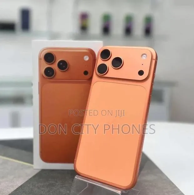 Apple iPhone 17 Pro Max 256 GB Orange · Photo 1
