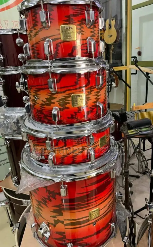 Yamaha Maple Custom Absolute Drumset · Photo 1