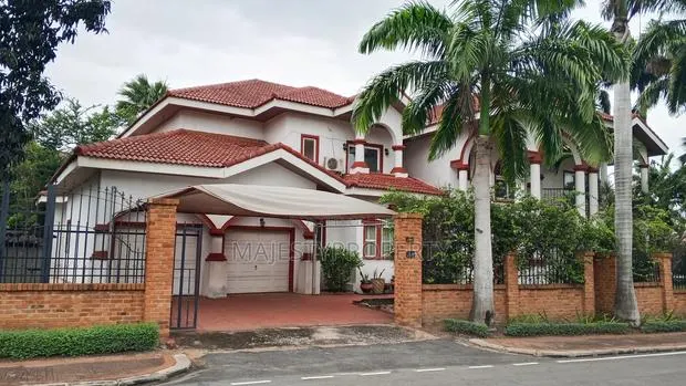 10bdrm Bungalow in Trassaco, Adjiriganor for sale · Photo 1