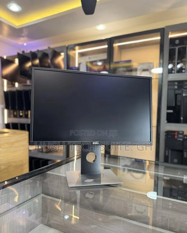 Dell 22” Ips Display Monitor · Photo 1