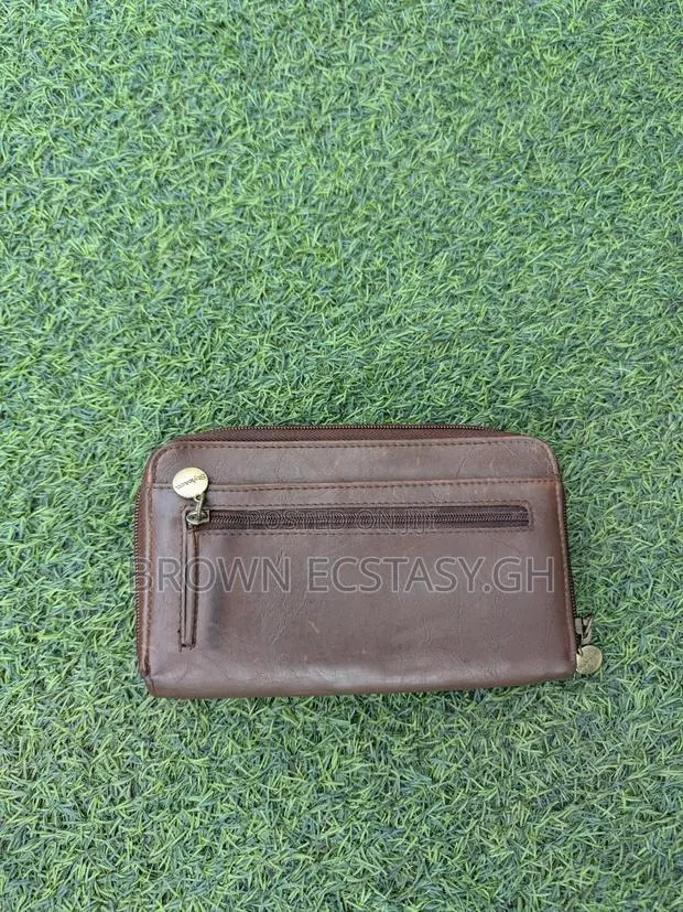 Original Style and Co Uk Used Long Wallet · Photo 1