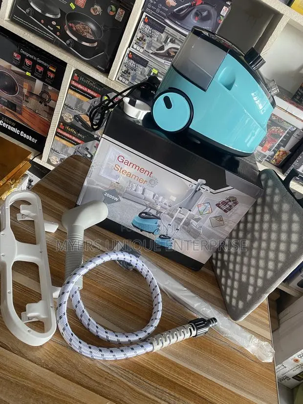 Classy 2000w Upright Clothes Steamer-Limited Stock · Photo 1