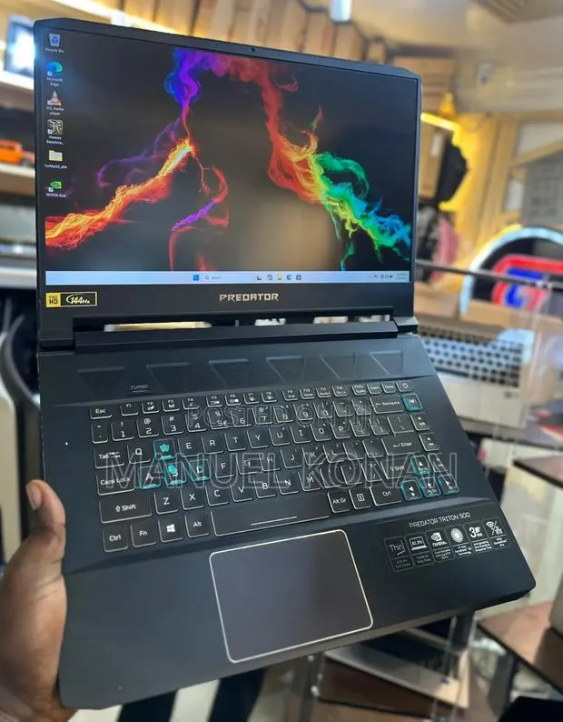 New Laptop Acer Predator Triton 500 16GB Intel Core i7 SSD 512GB · Photo 1