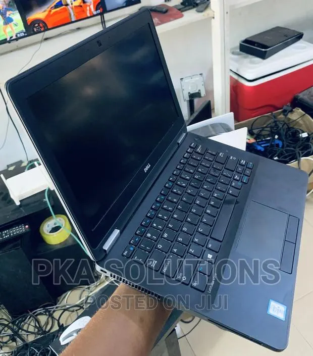 Laptop Dell 8GB Intel Core I5 SSD 128GB · Photo 1
