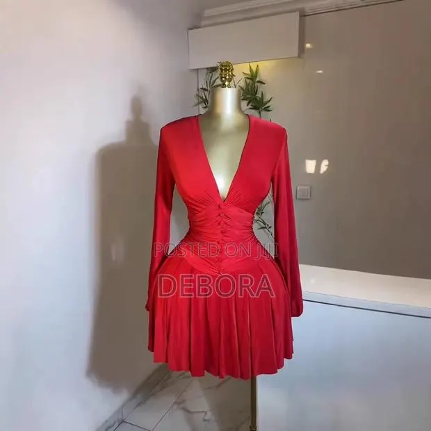 Women Pleated Button Bodycon Long Sleeve Dress · Photo 1