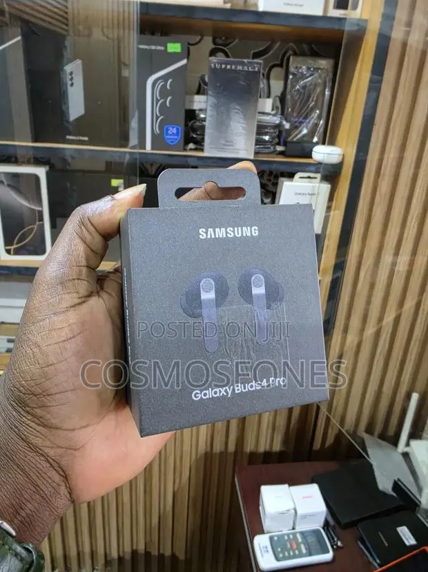 Samsung Galaxy Buds 4pro · Photo 1